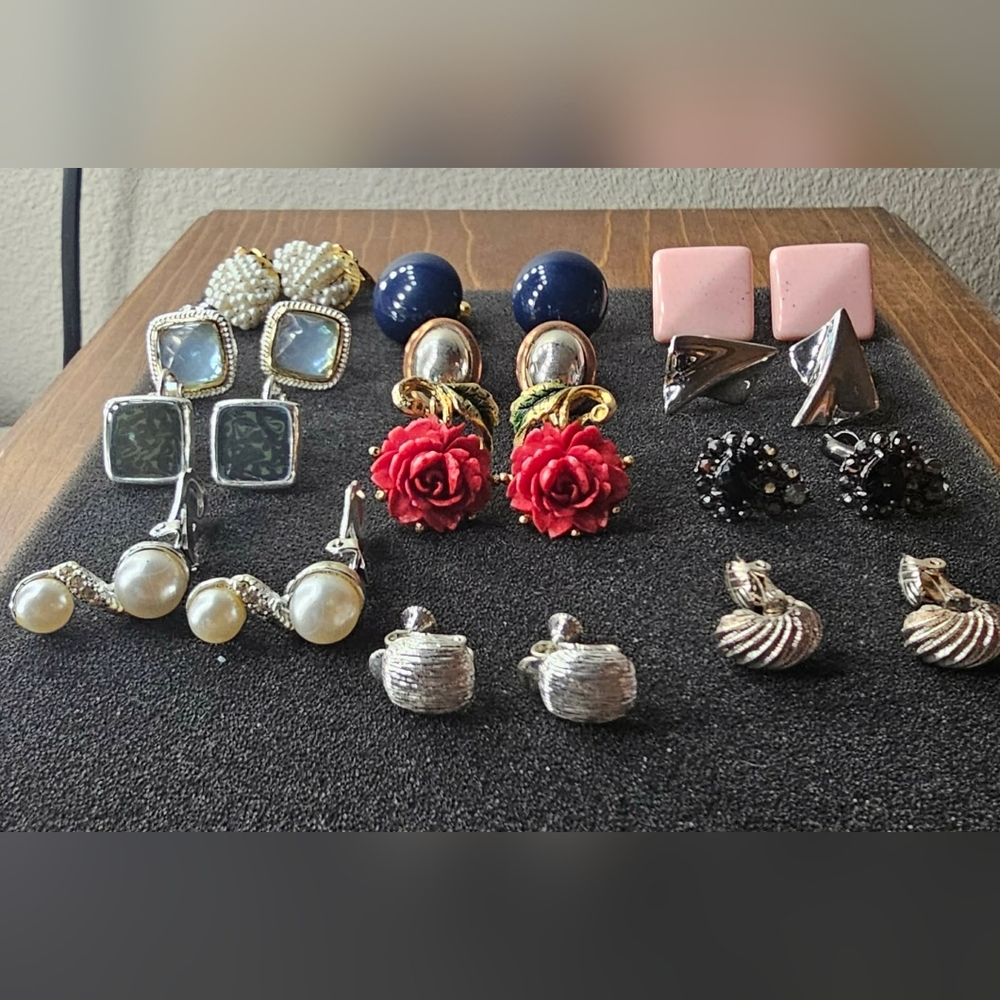 Vintage Clip-On Earrings (12 Pairs)